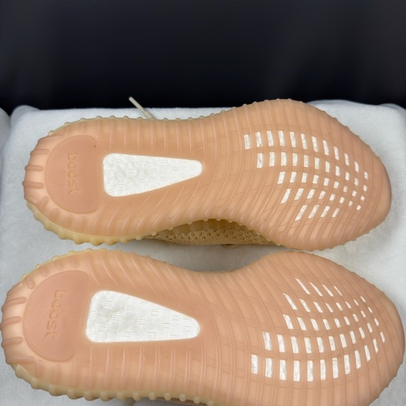 Adidas Yeezy Boost 350 V2 “Linen” – Men’s US 11.5 | Practically New - Picture 7 of 9